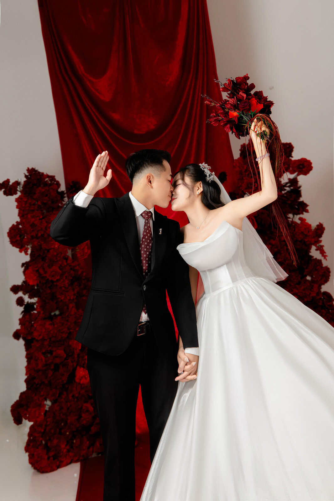 Thảm Đỏ Hoa Hồng — ảnh 4
